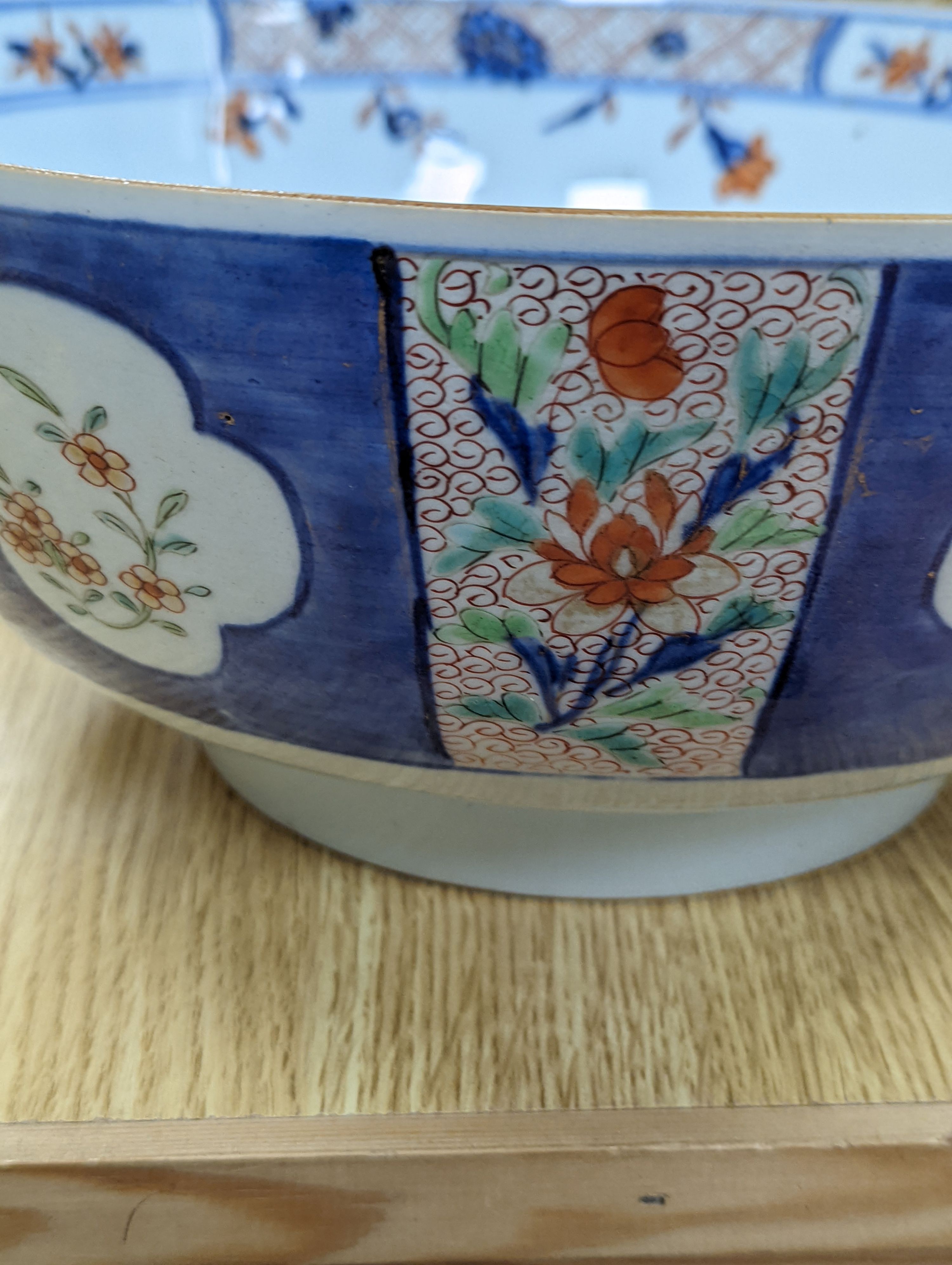 Mixed Chinese/Japanese ceramics - seven total